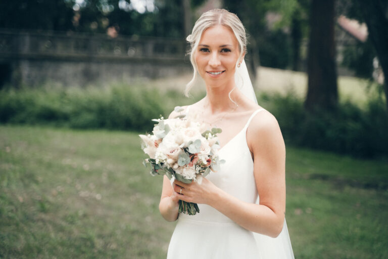 Portrait Blumen Hochzeit