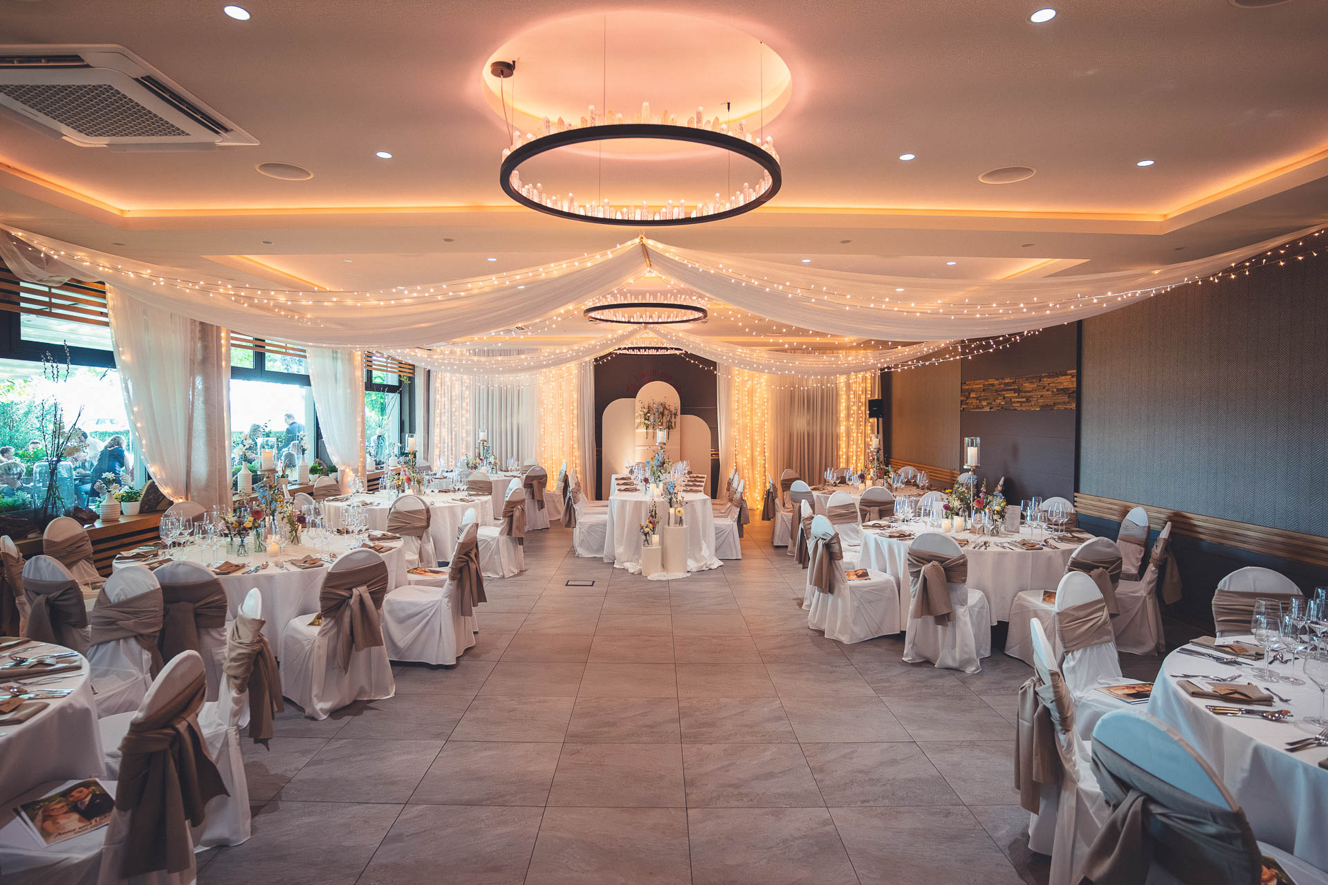 Traumhochzeit in Mittelhessen: Landhaus Klosterwald